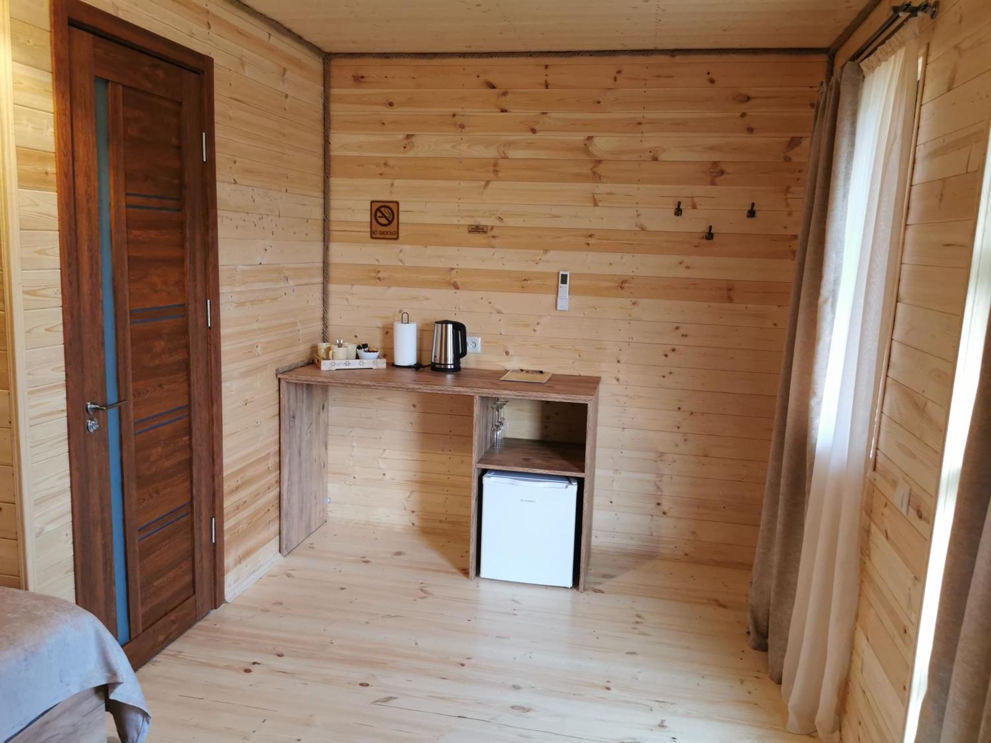 Chateau Ateni Cottages Гори Экстерьер фото